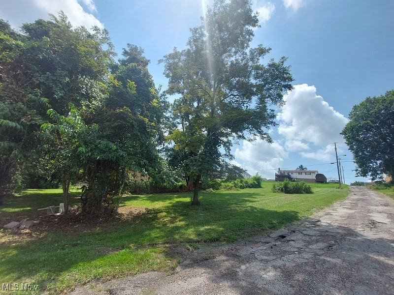 2-6-12-126 land - Land