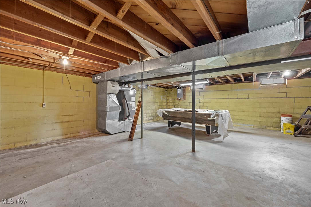 5085 Spalding Court, Lorain, Ohio image 33