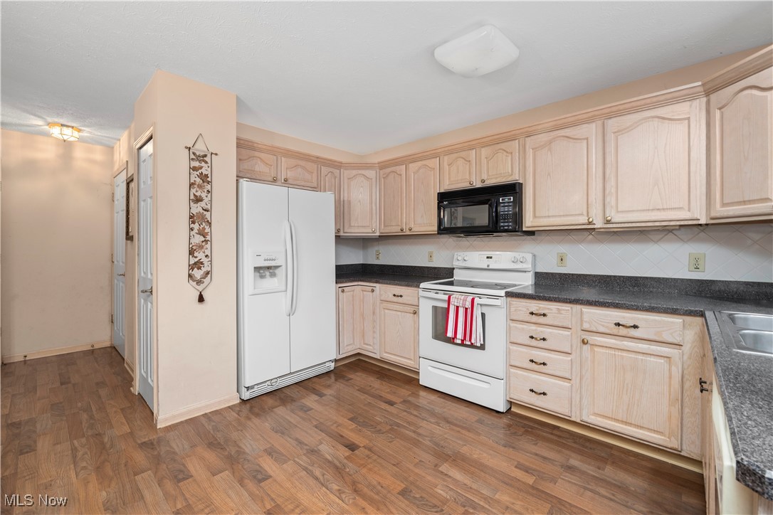 Cinnamon Woods Condos - Residential