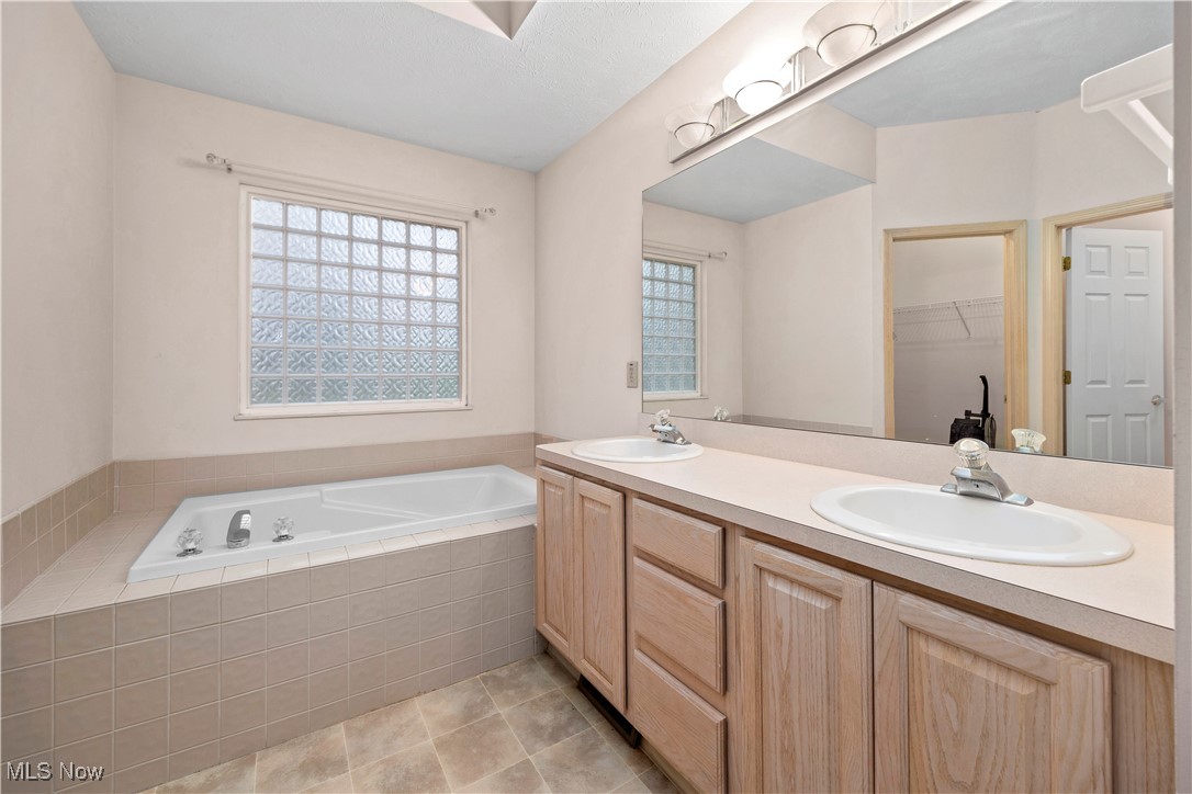 Cinnamon Woods Condos - Residential