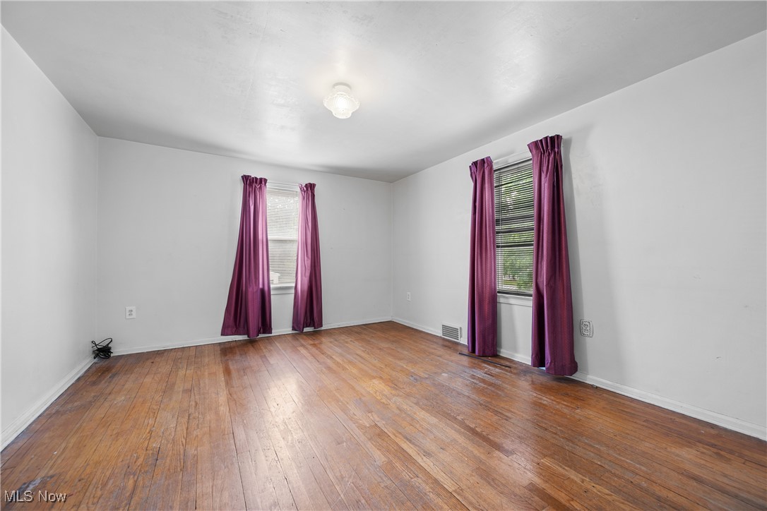 948 Roslyn Avenue, Akron, Ohio image 21