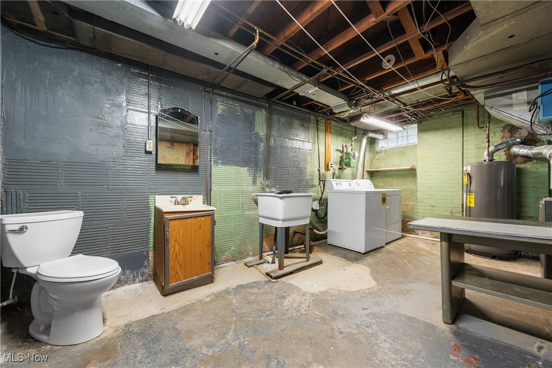 948 Roslyn Avenue, Akron, Ohio image 26