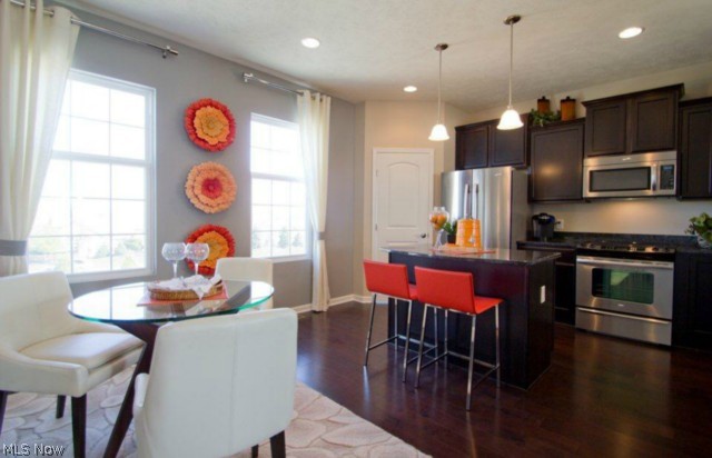 The Townes of Pepper Pike at Sterling Lakes - Residential