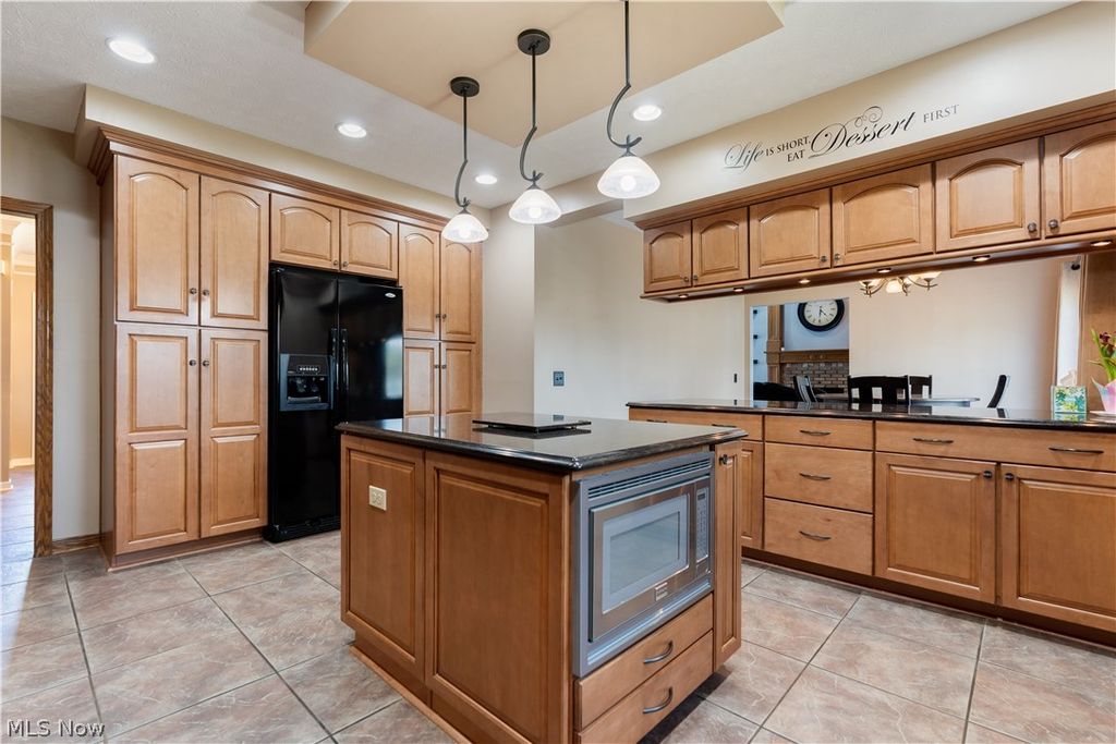 Photo of 2903 Aylesbury Street NW, North Canton, OH 44720 (MLS # 5201962)