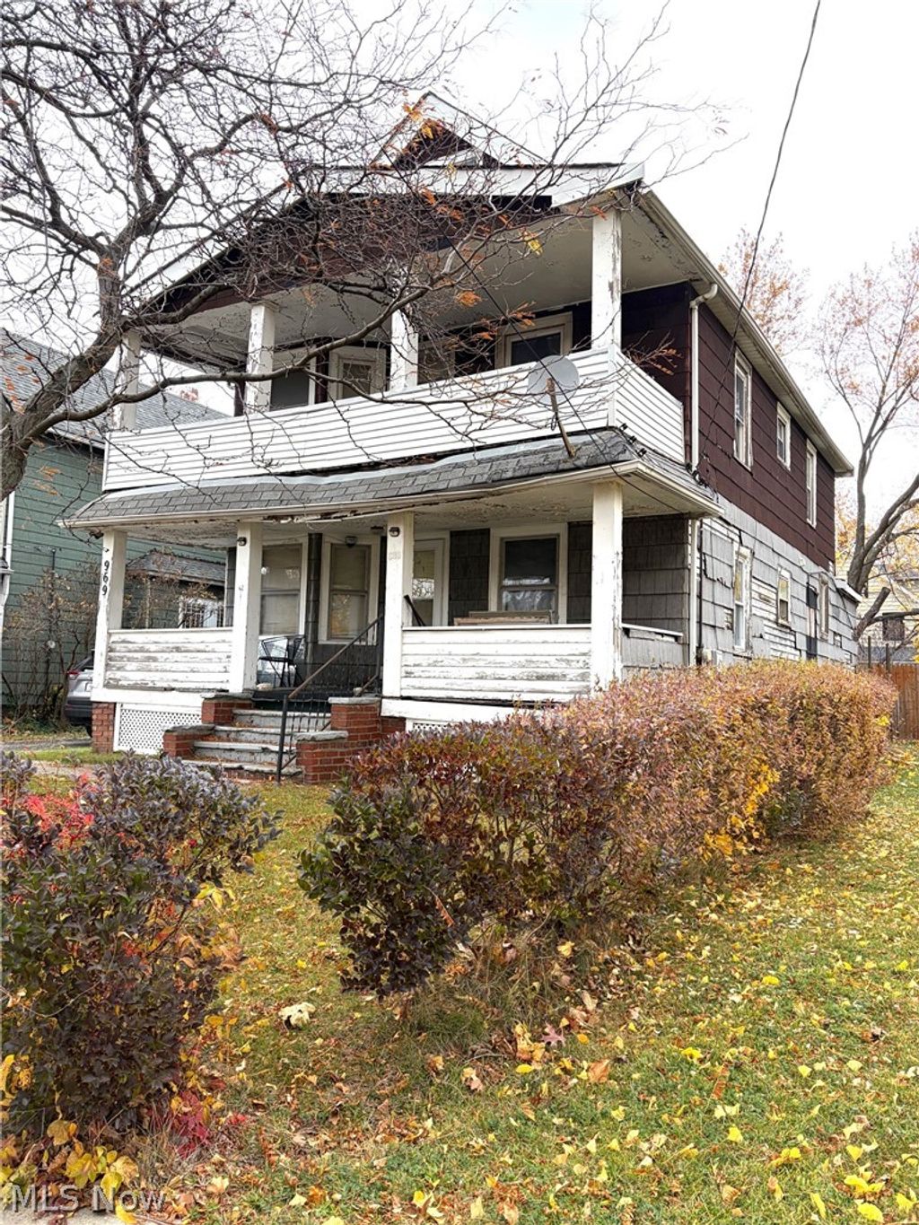 Photo of 969 Evangeline Road, Cleveland, OH 44110 (MLS # 5193789)