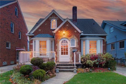 2099 Olive Avenue, Lakewood, OH 44107 - #: 5171636