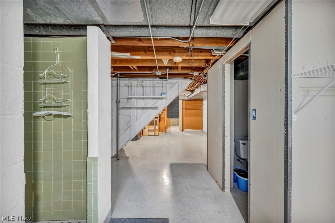 Dawn Cliff 01 - Residential