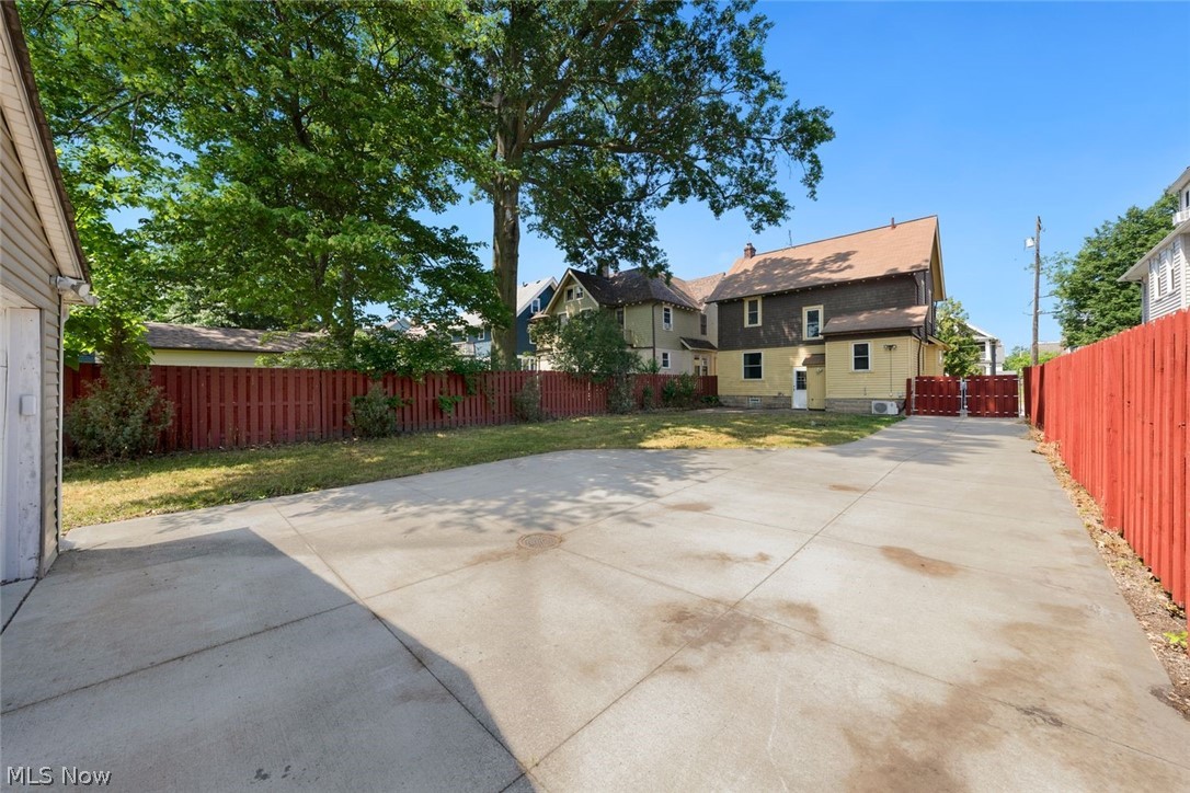 1527 Mars Avenue, Lakewood, Ohio image 30