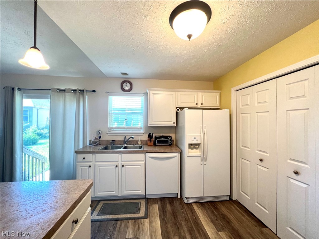 Old Westbury Estates Condo - Residential