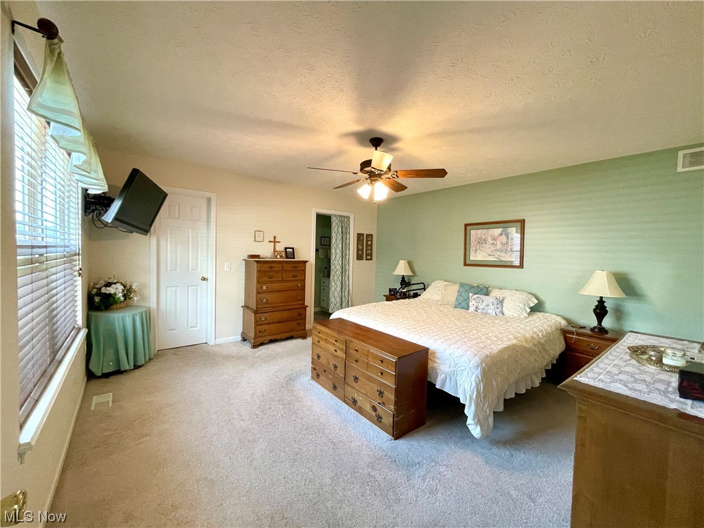 Old Westbury Estates Condo - Residential