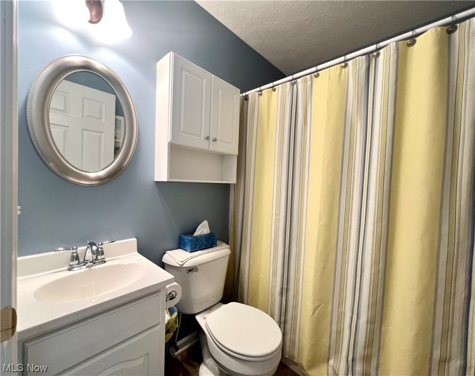 Old Westbury Estates Condo - Residential