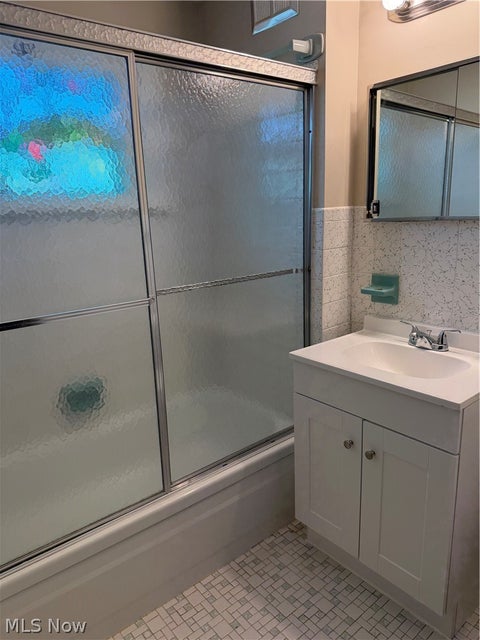 Tiny photo for 8104 Chesterfield Avenue, Parma, OH 44129 (MLS # 5256945)