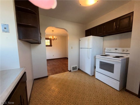 Tiny photo for 8104 Chesterfield Avenue, Parma, OH 44129 (MLS # 5256945)