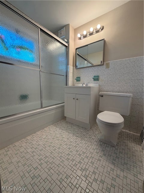 Tiny photo for 8104 Chesterfield Avenue, Parma, OH 44129 (MLS # 5256945)