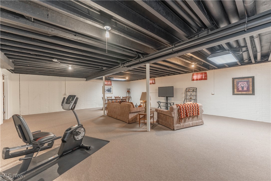 Cross Creek Village Condo - Residential