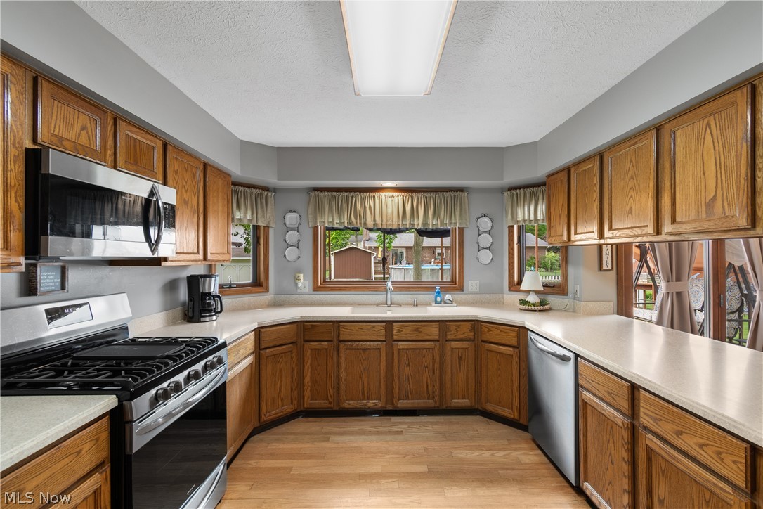 Colonial Hills - Residential