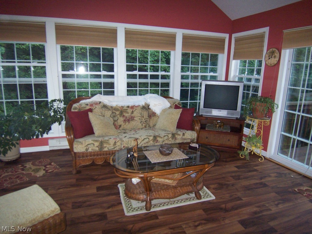 Woodbury Condos Ph Xxxvi - Residential