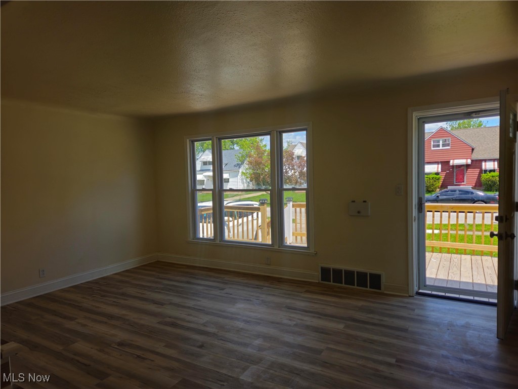 5200 Catherine Street, Maple Heights, Ohio image 8