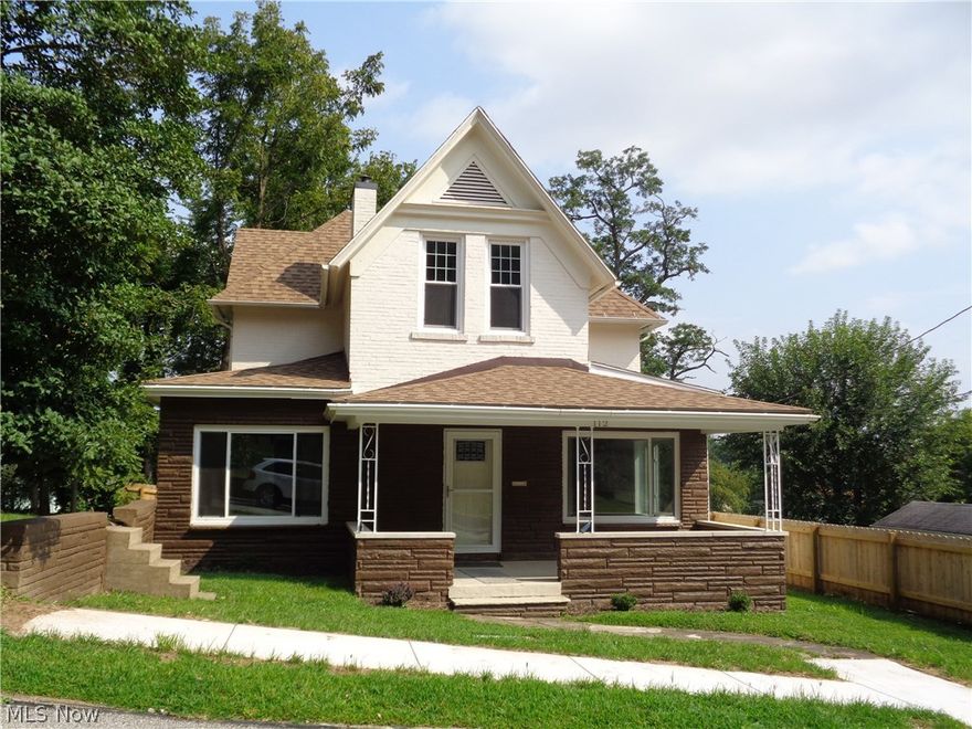 Totally Renovated!! with Barn Style Doors!!! Laminate Flooring!! This  2-Story OPEN CONCEPT Kitchen/Family room..is a must see!! Lots of space
for a Formal Dining room or Home Office!!  This VINTAGE Home with a MODERN FLARE is a MUST SEE!!!