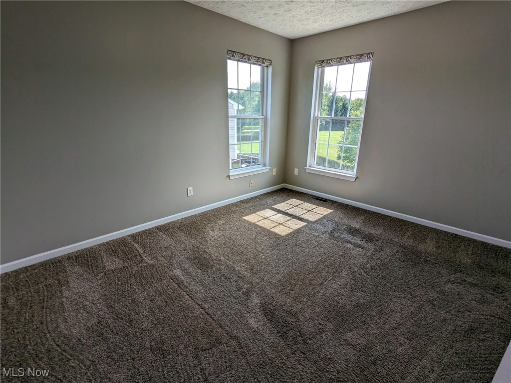 Twinsburg, Ohio 44087, United States, 4 Bedrooms Bedrooms, ,4 BathroomsBathrooms,Residential,Active,239147