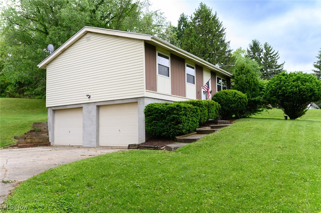 1020 Alpine Boulevard, Uniontown, Ohio image 3