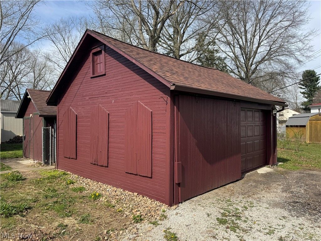 Photo of 11238 Center Drive NE, Sandyville, OH 44671 (MLS # 5200214)