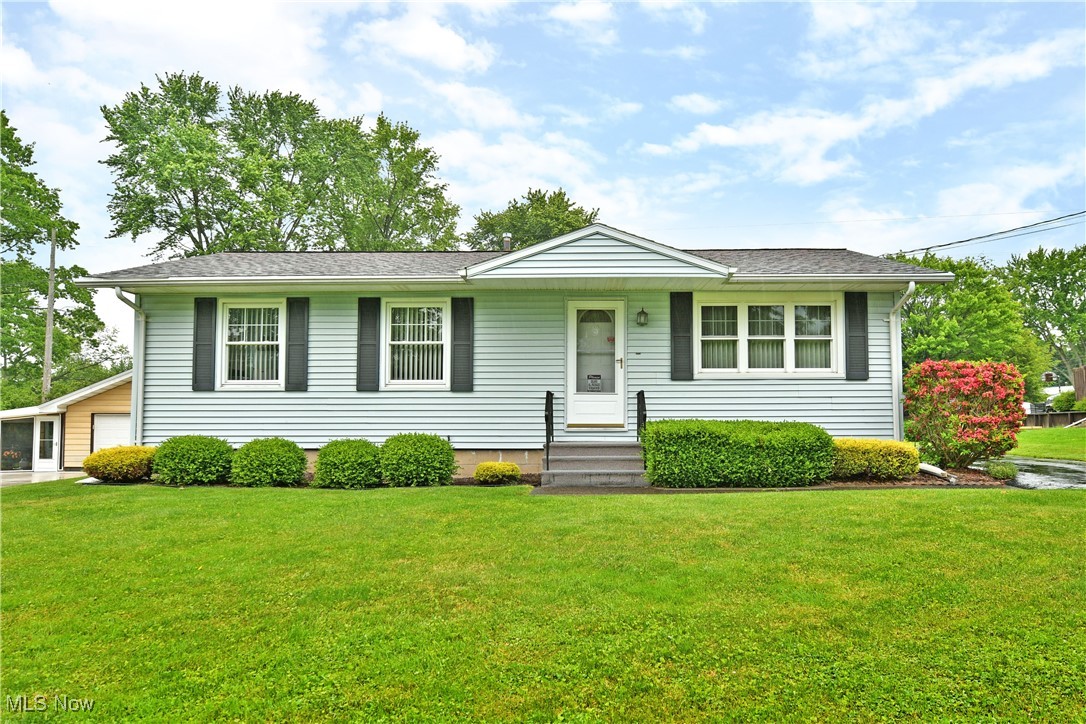 8293 Englewood Street, Warren, Ohio image 43