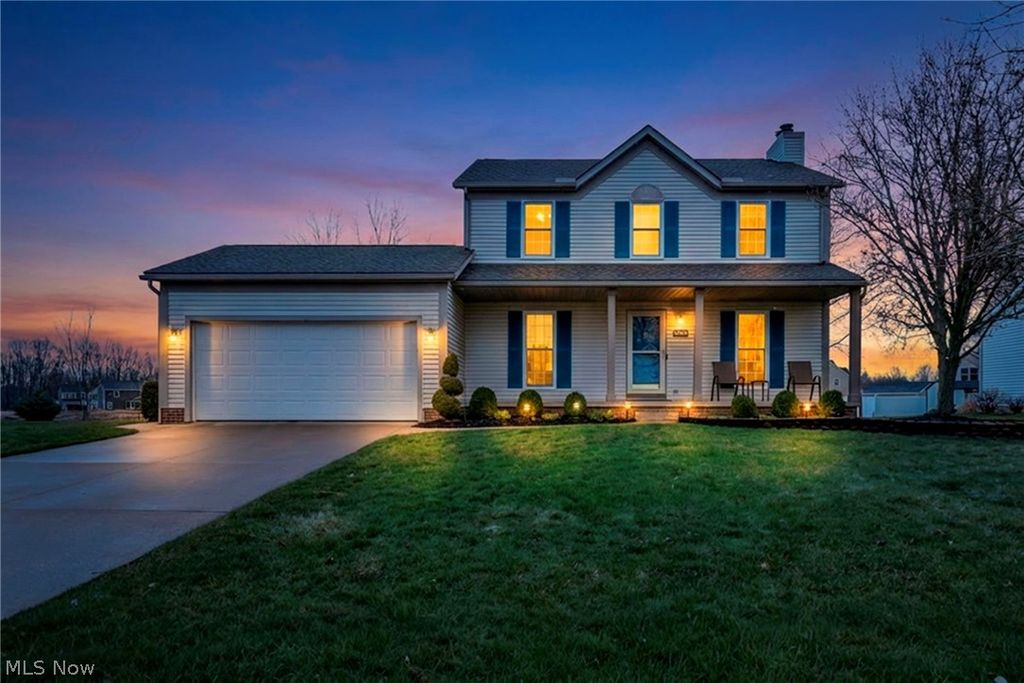 Photo of 5704 Halwick Drive, Ravenna, OH 44266 (MLS # 5196711)