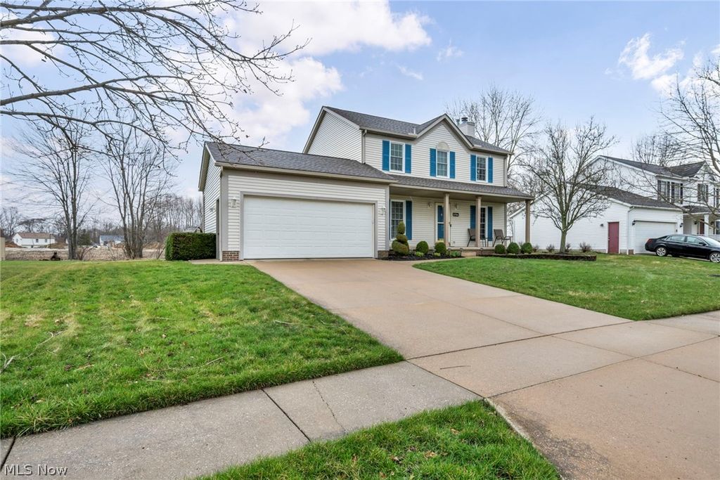 Photo of 5704 Halwick Drive, Ravenna, OH 44266 (MLS # 5196711)