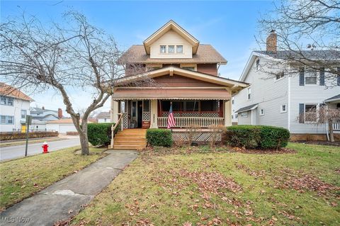 2105 Carabel Avenue Lakewood OH 44107