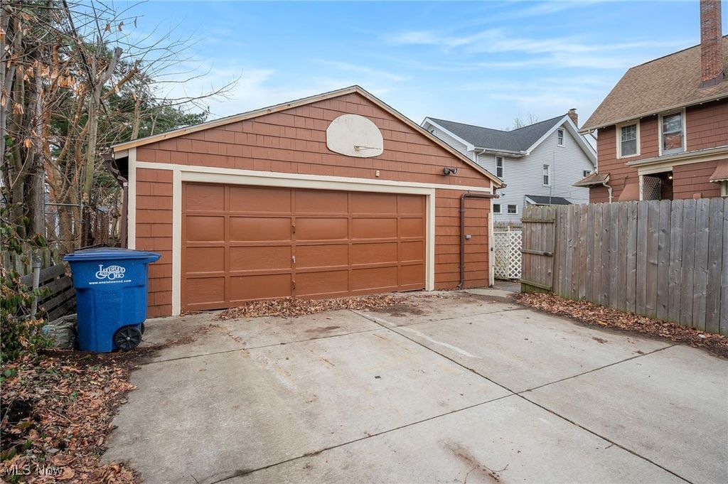 Photo of 2105 Carabel Avenue, Lakewood, OH 44107 (MLS # 5179887)