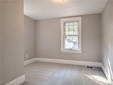 Tiny photo for 43 E Linwood Avenue, Akron, OH 44301 (MLS # 5253091)