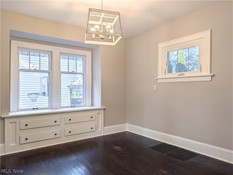 Tiny photo for 43 E Linwood Avenue, Akron, OH 44301 (MLS # 5253091)