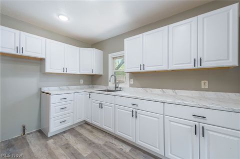 Tiny photo for 12506 Matherson Avenue, Cleveland, OH 44135 (MLS # 5204333)