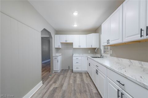 Tiny photo for 12506 Matherson Avenue, Cleveland, OH 44135 (MLS # 5204333)