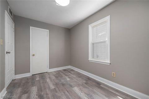 Tiny photo for 12506 Matherson Avenue, Cleveland, OH 44135 (MLS # 5204333)