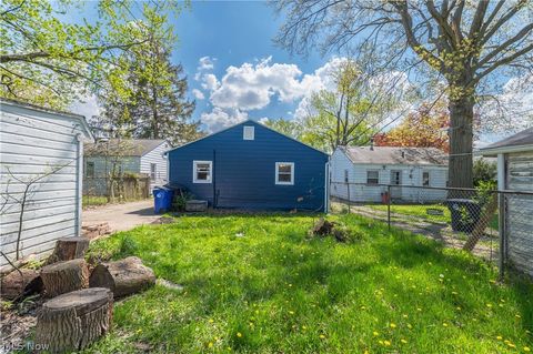 Tiny photo for 12506 Matherson Avenue, Cleveland, OH 44135 (MLS # 5204333)