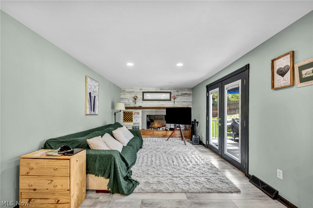 Hills & Dales - Residential