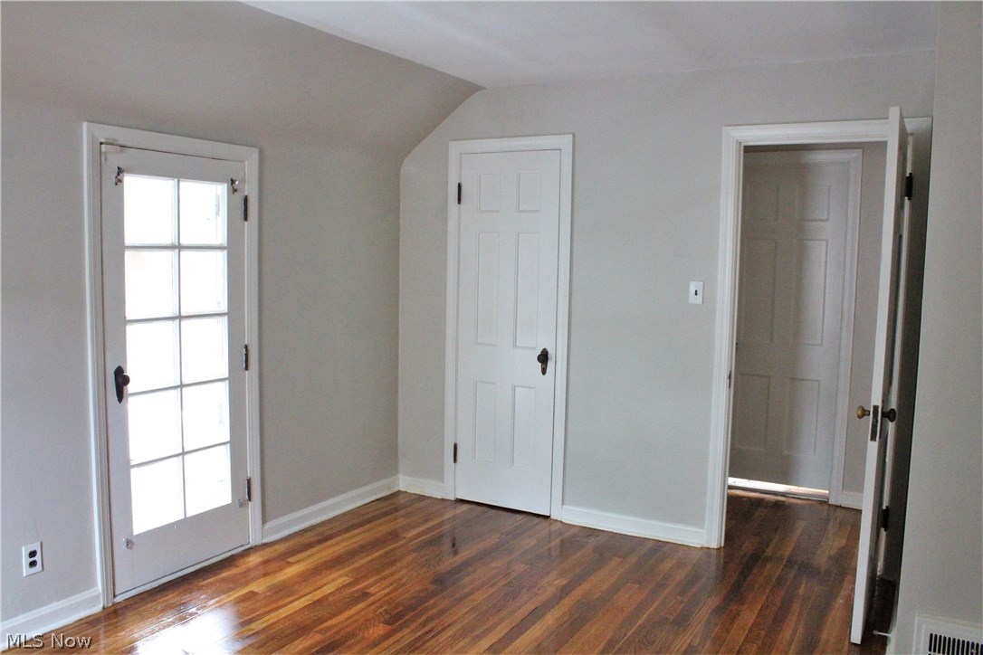 Crestmore Realty Cos Resub - Residential Lease