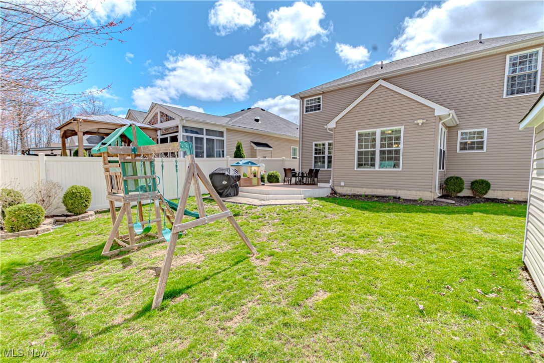 4948 Hiddenview Court, North Ridgeville, Ohio image 43