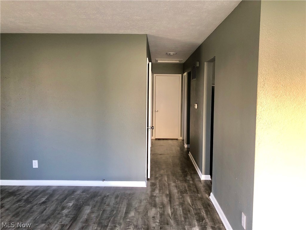 Kenilworth Manor - Residential Lease