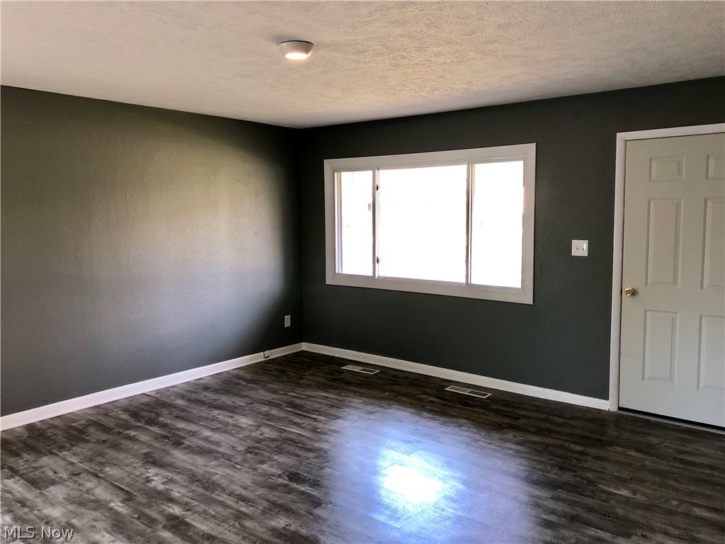 Kenilworth Manor - Residential Lease