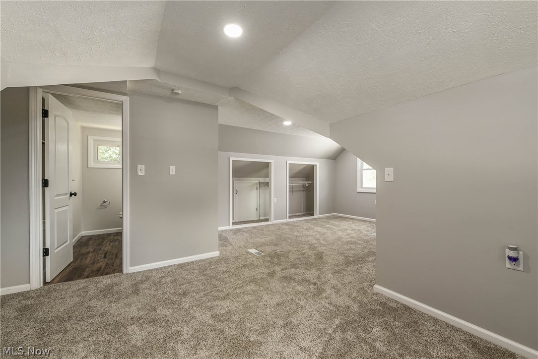 Milan S Kapels - Residential