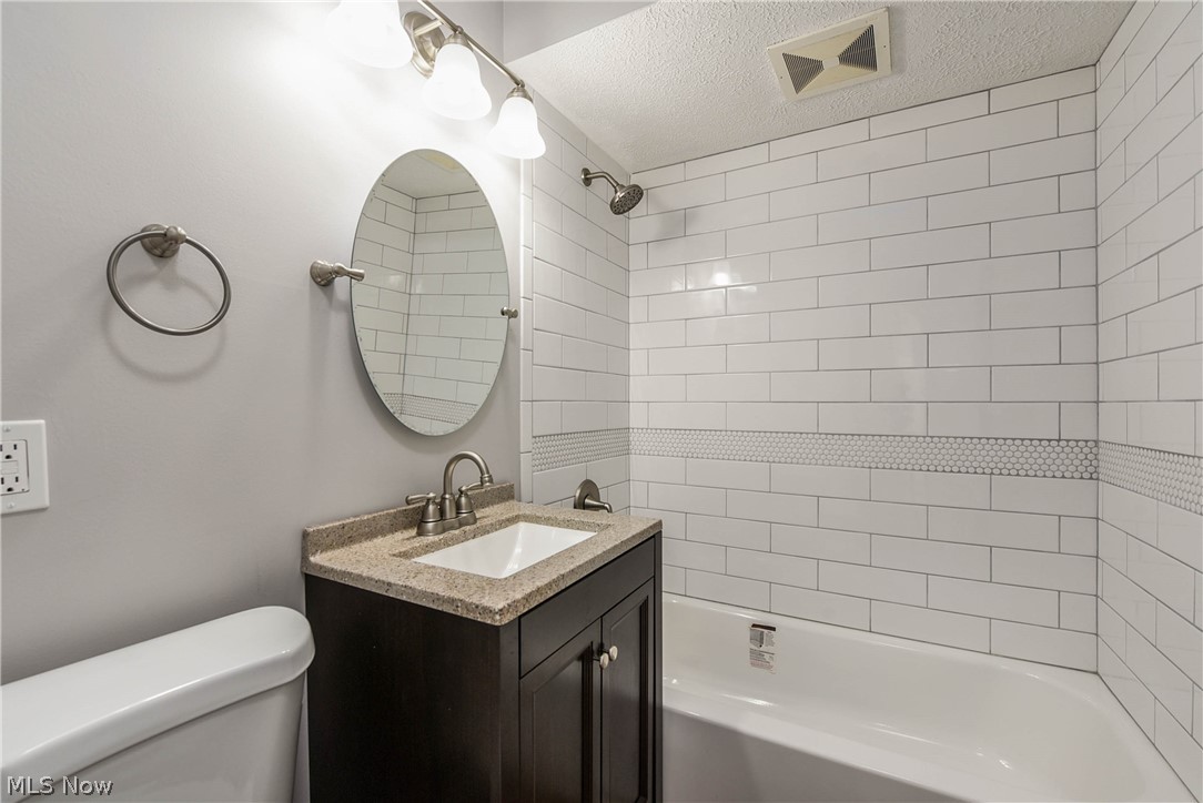 Milan S Kapels - Residential