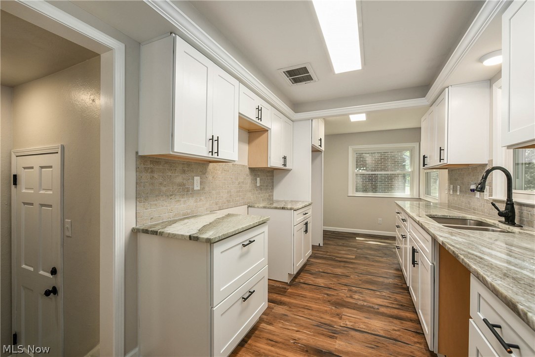 Milan S Kapels - Residential