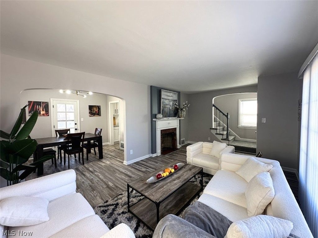 Photo of 1073 Argonne Road, South Euclid, OH 44121 (MLS # 5191909)