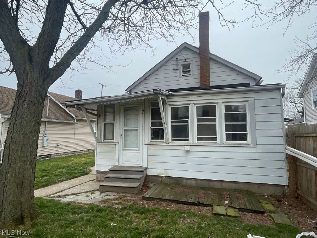 James M Hoyts - Residential