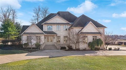 1524 Eagle Watch Street NE Canton OH 44721