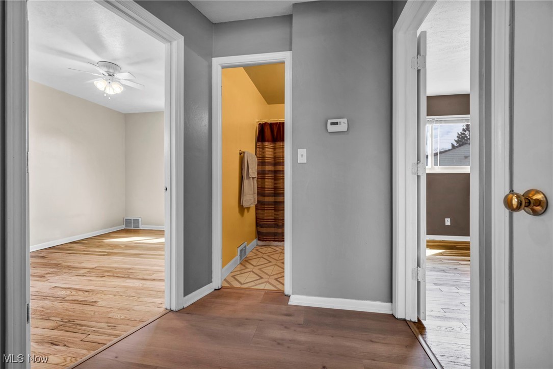 5097 Chestnut Hill Drive, Willoughby, Ohio image 18