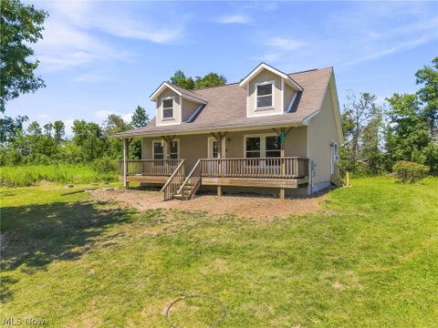 Homes For Sale - 7171 Edison Street<br/> Hartville, OH 44632